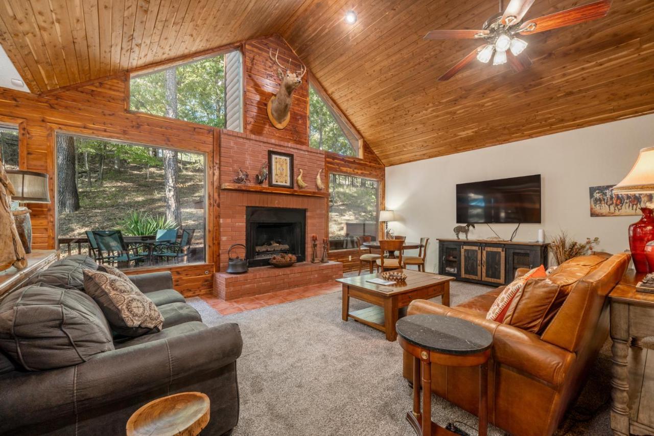 Luxury Rock Creek Cabin W Deck By Lake Hamilton 温泉城 外观 照片