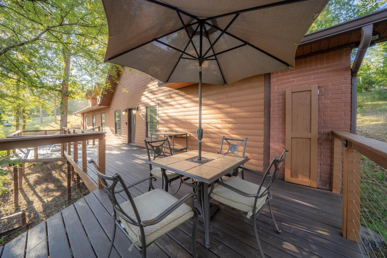 Luxury Rock Creek Cabin W Deck By Lake Hamilton 温泉城 外观 照片
